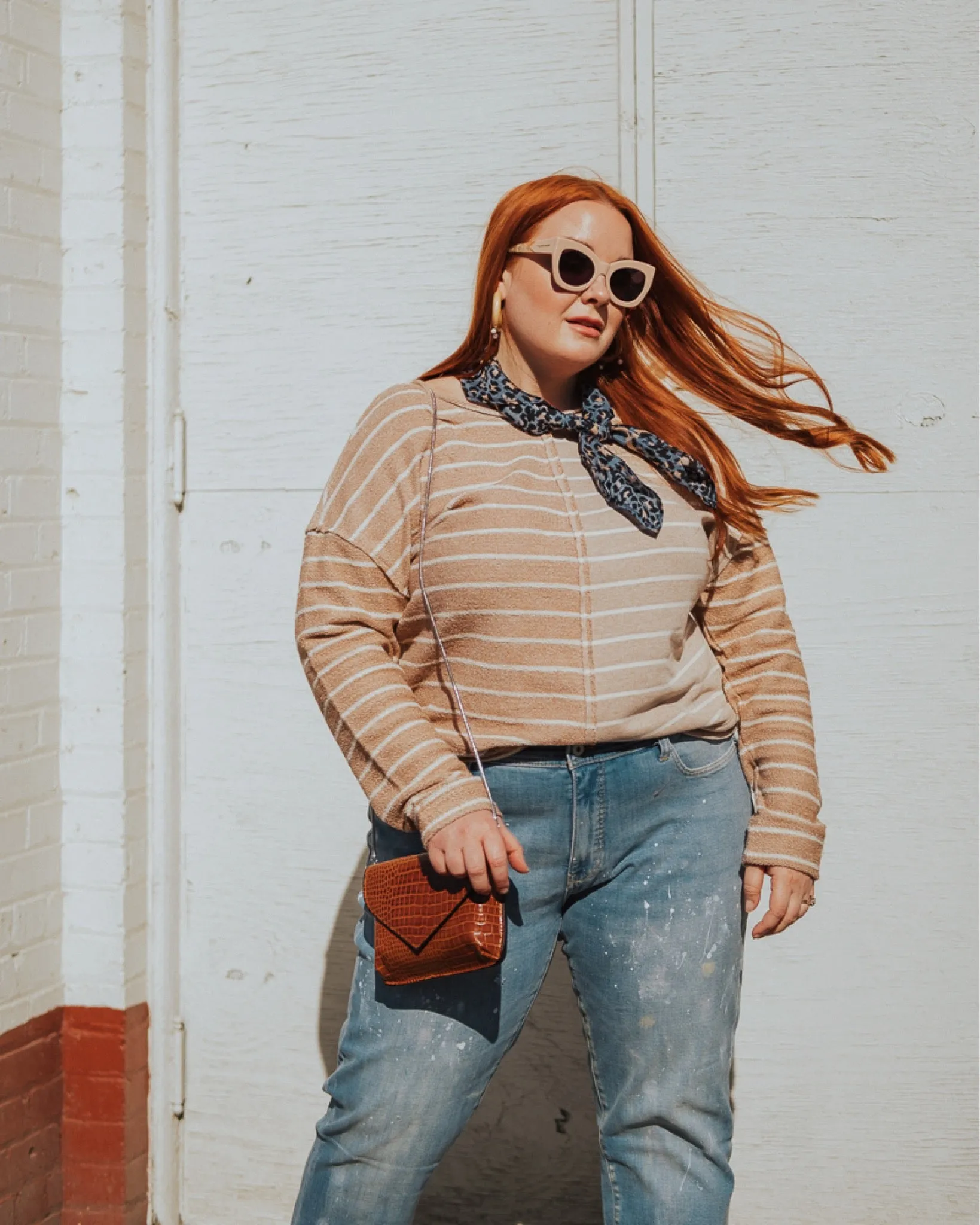 ANTHROPOLOGIE BROWN AND WHITE FRONT SEAM SWEATER- SIZE XL ( ONLINE)