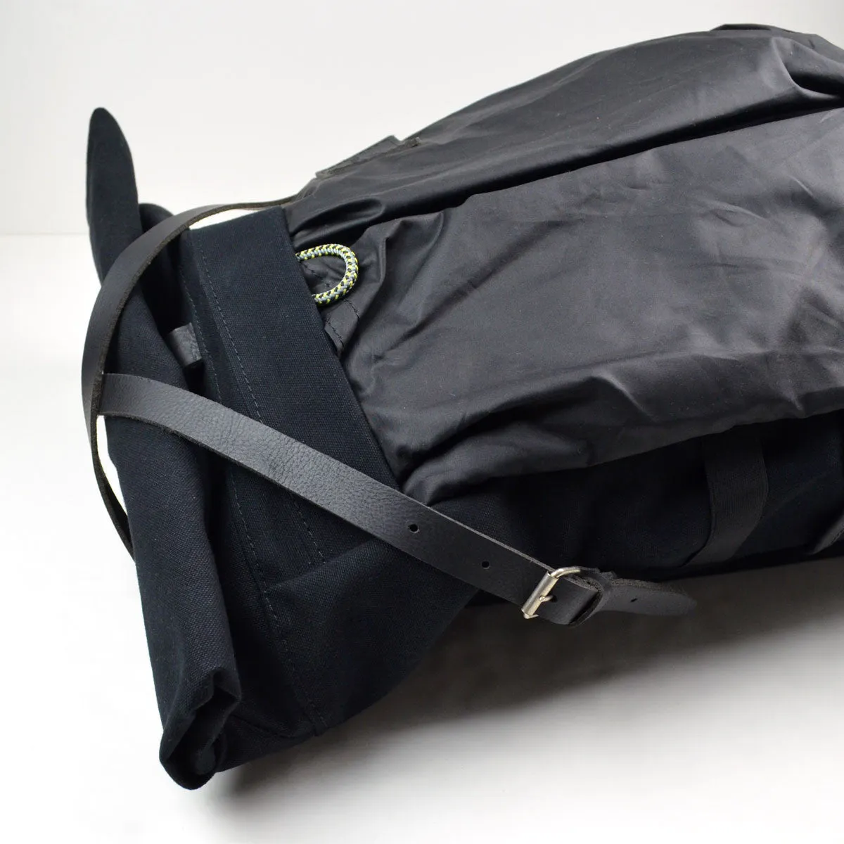 Atelier de l'Armée - Flight Pack - All Black