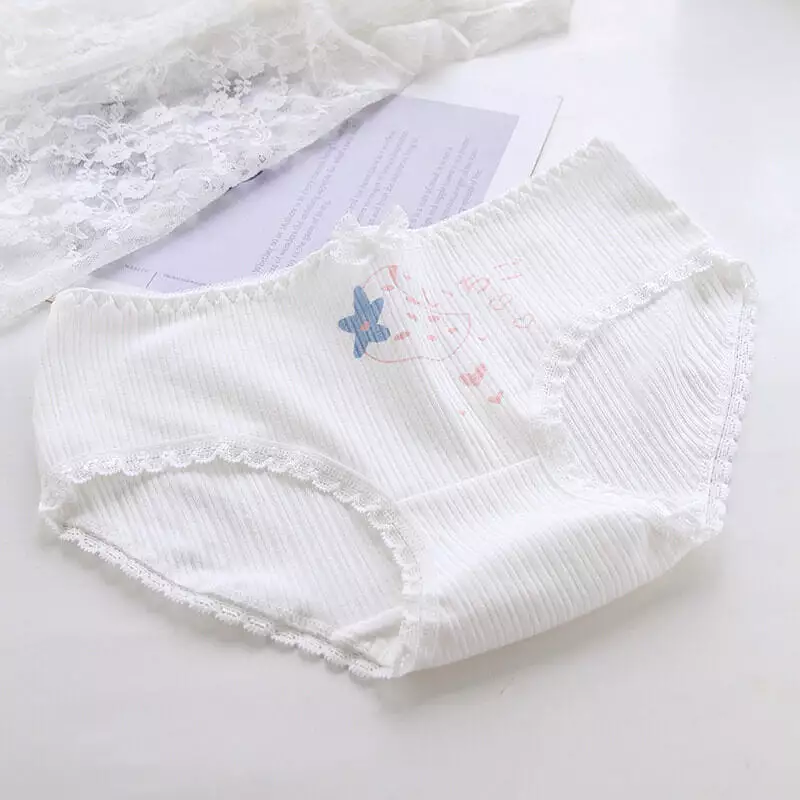 JAPANESE CUTE STRAWBERRY COTTON BRIEFS BY77703