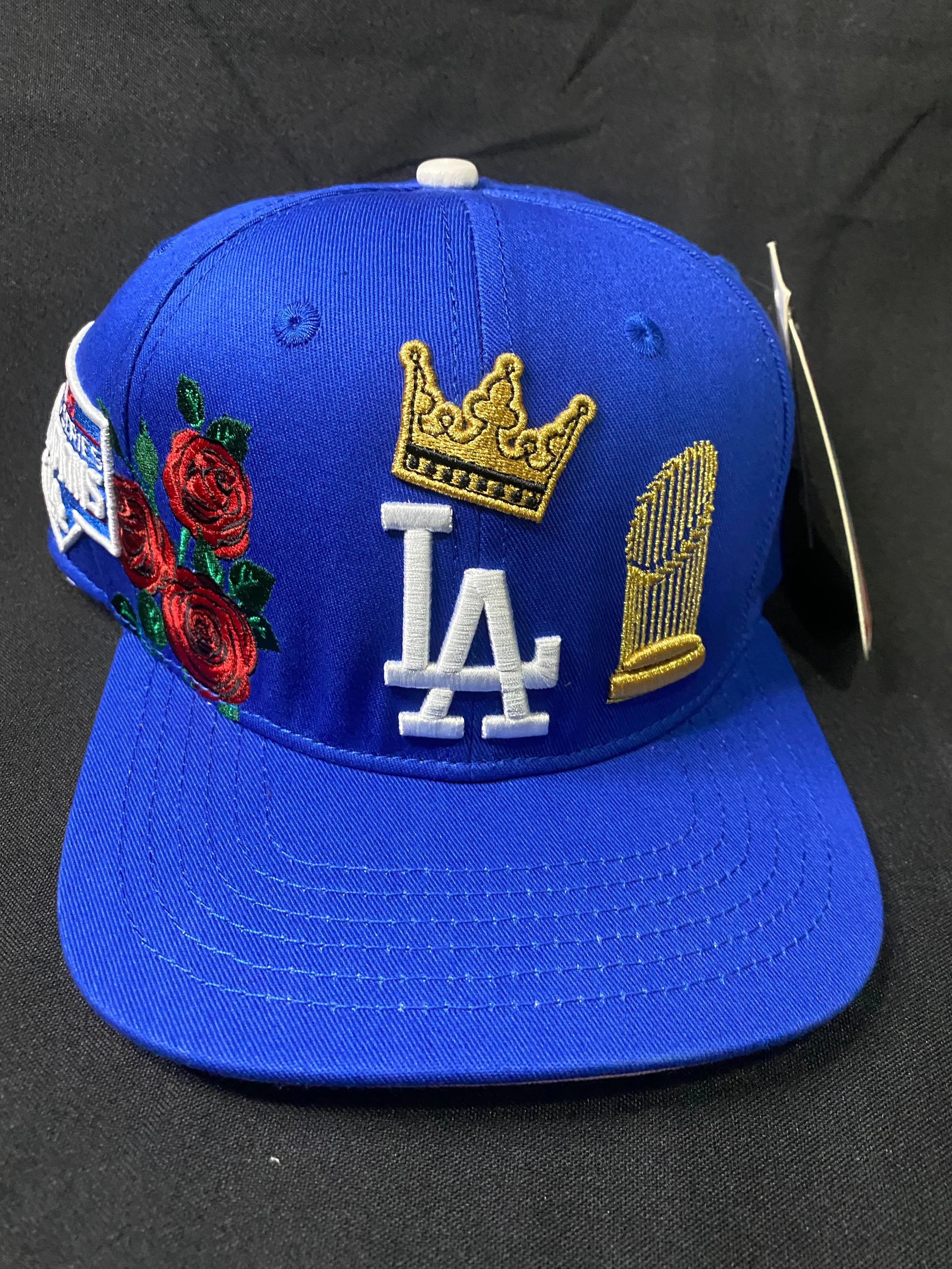 Los Angeles Dodgers Pro Standard World Series 2020 Champions Crown and Trophies Snapback - Royal Blue/Pink Visor