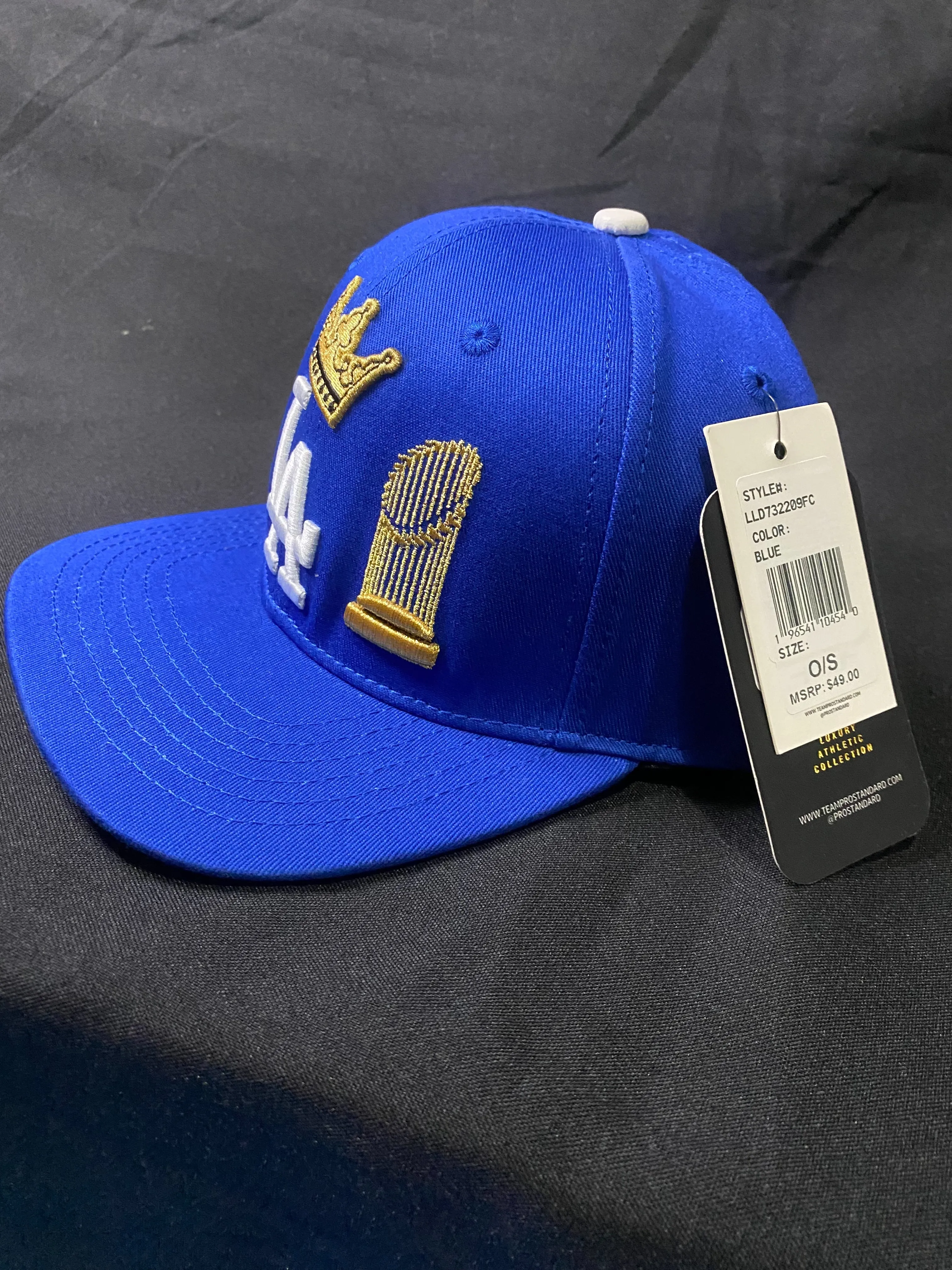 Los Angeles Dodgers Pro Standard World Series 2020 Champions Crown and Trophies Snapback - Royal Blue/Pink Visor