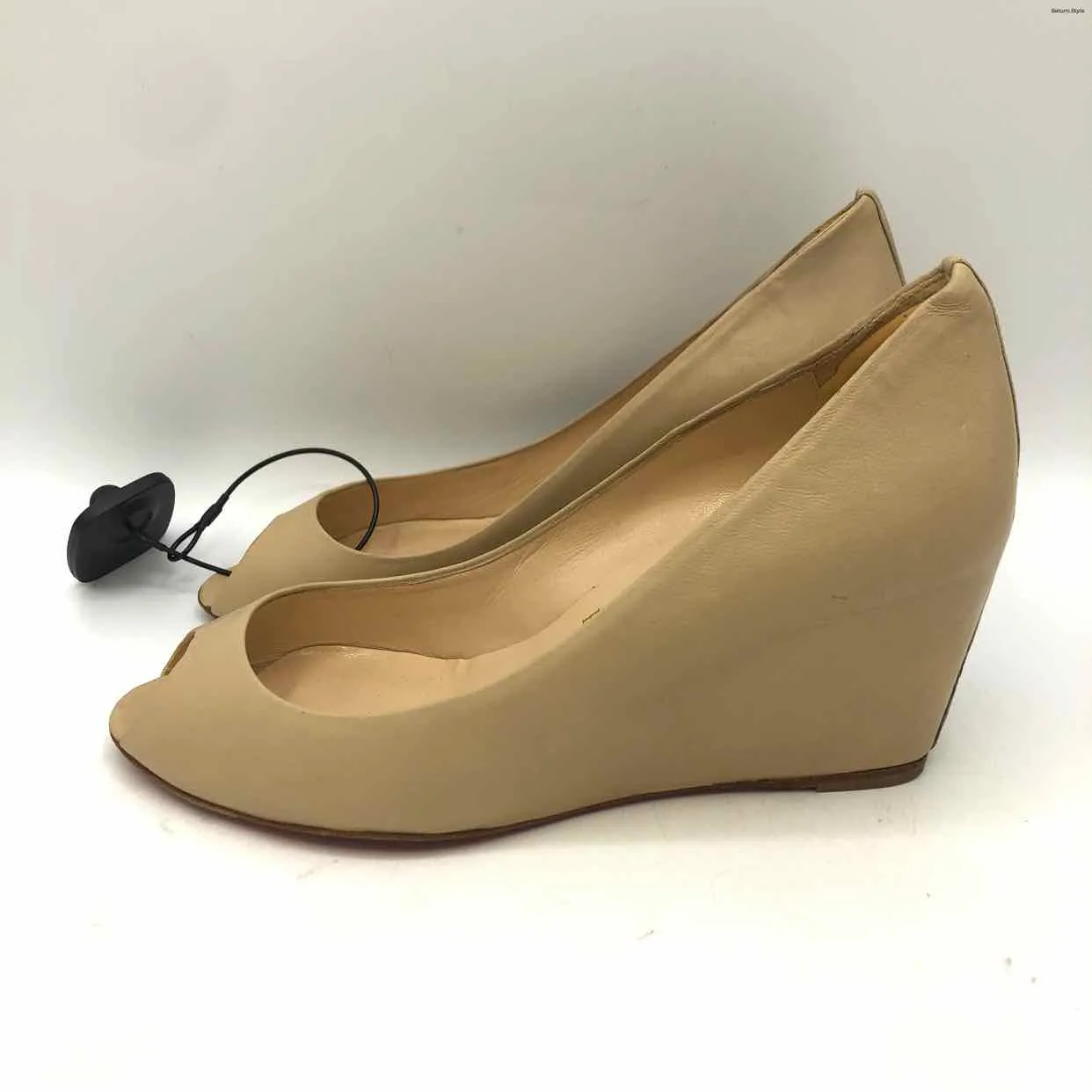 LOUBOUTIN Beige Leather Italian Made Peep Toe Wedge Shoe Size 37 US: 7 Shoes