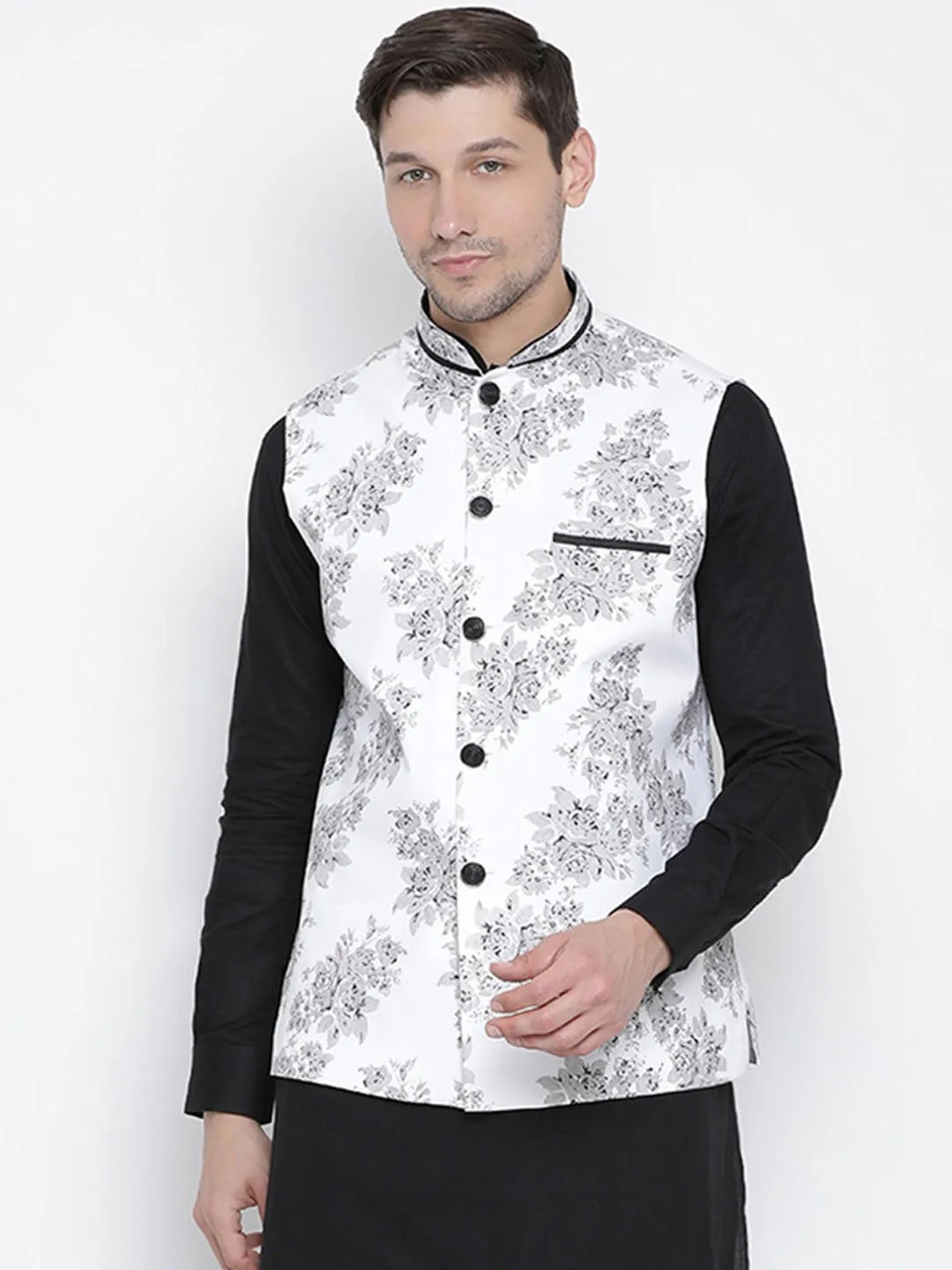 VASTRAMAY Men's White Cotton Blend Ethnic Jacket